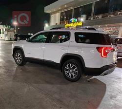 GMC Acadia
